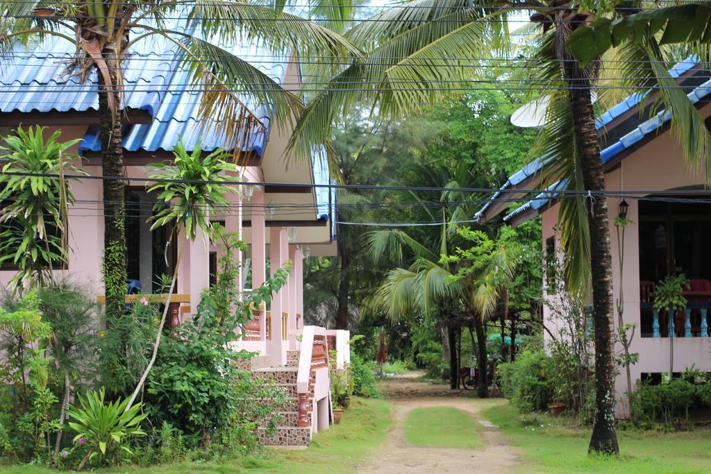 Chaiwat Resort Laem Sing Exterior foto
